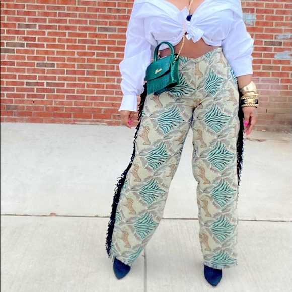 Meet your Posher, Teaysia - Picture 15 of 16